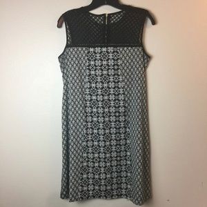 Xhilaration Black and White Sleeveless Midi Dress